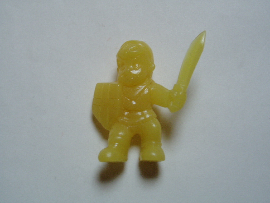 ☆ファミコンチョコ 消しゴム ゼルダの伝説 リンク(立ちver.) ロッテ