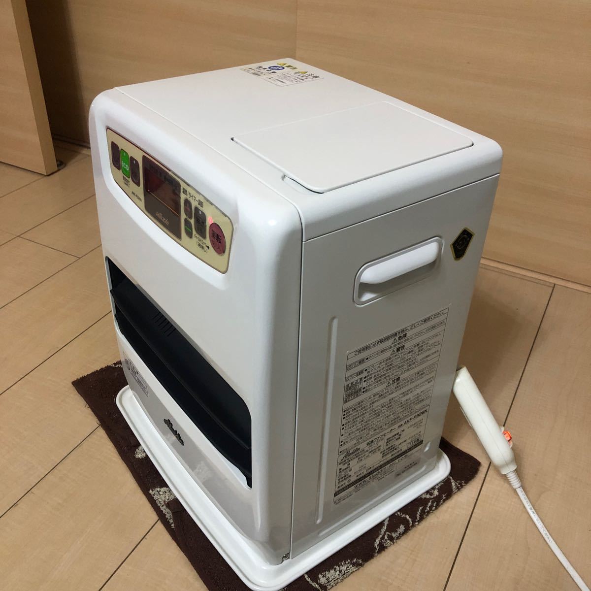 Aladdin 石油ファンヒーター AKF-P326N 制流形石油ストーブ 色