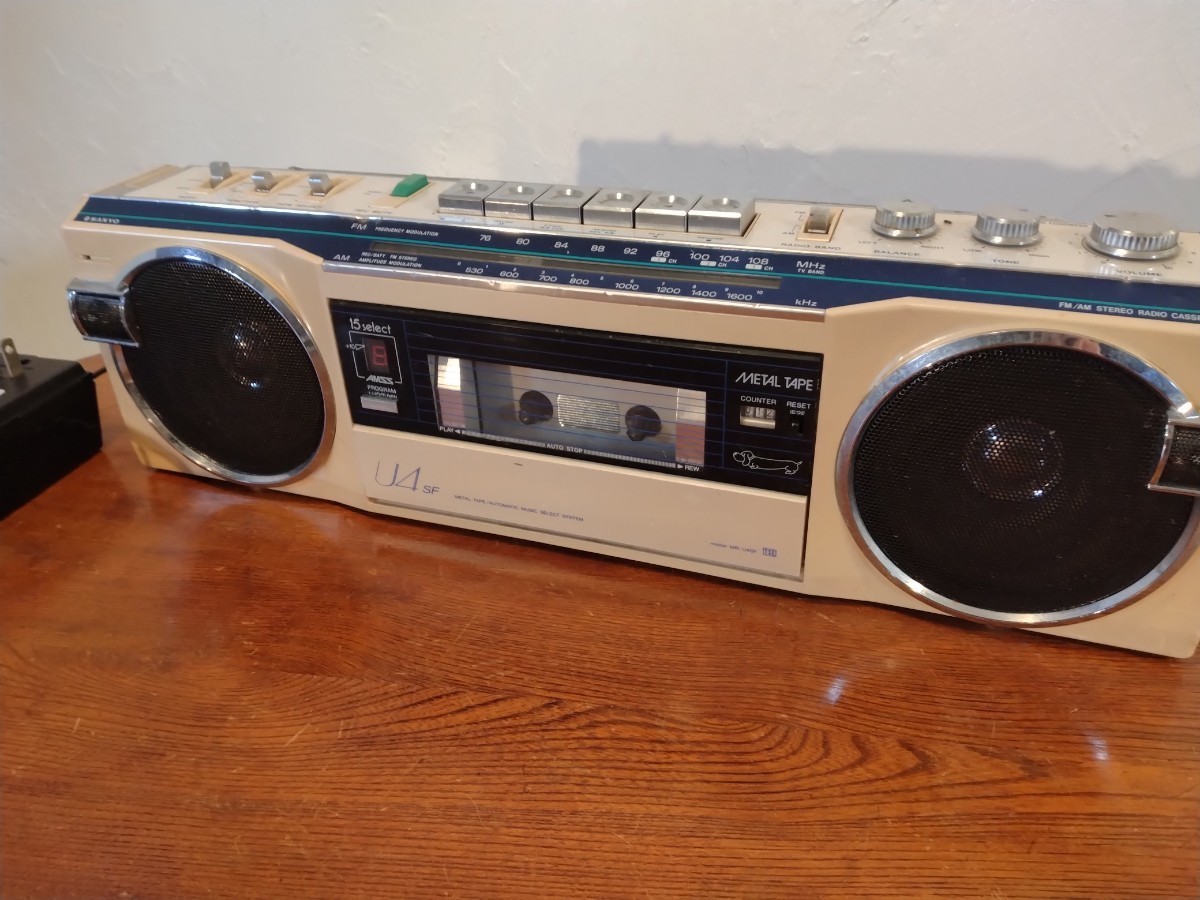 ジャンク】 SANYO ラジカセ MR-U4SX ラジオのみ動作 昭和 レトロ