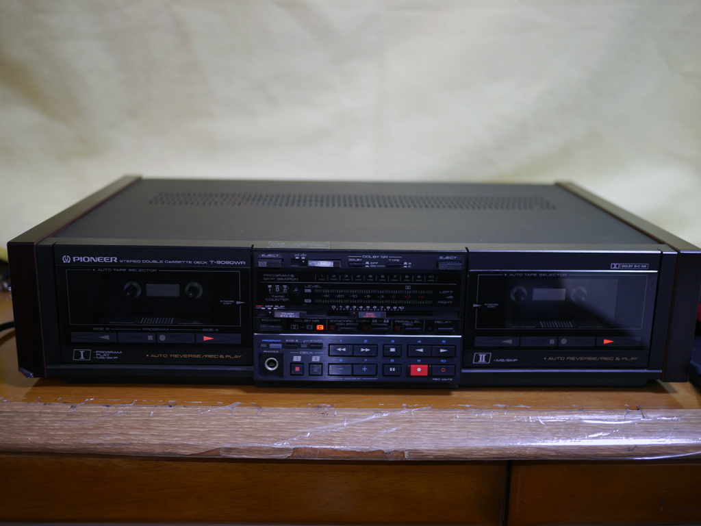 往年の名機【 PIONEER T-9090WR】ツイン録再リバースWカセットデッキ