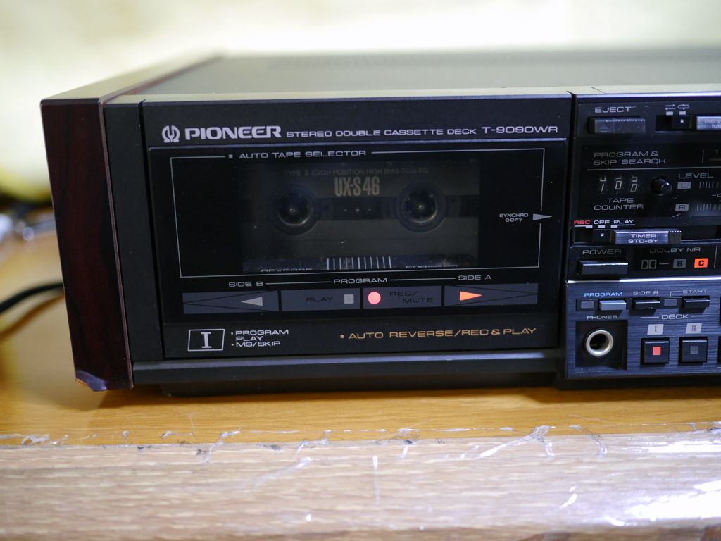 往年の名機【 PIONEER T-9090WR】ツイン録再リバースWカセットデッキ