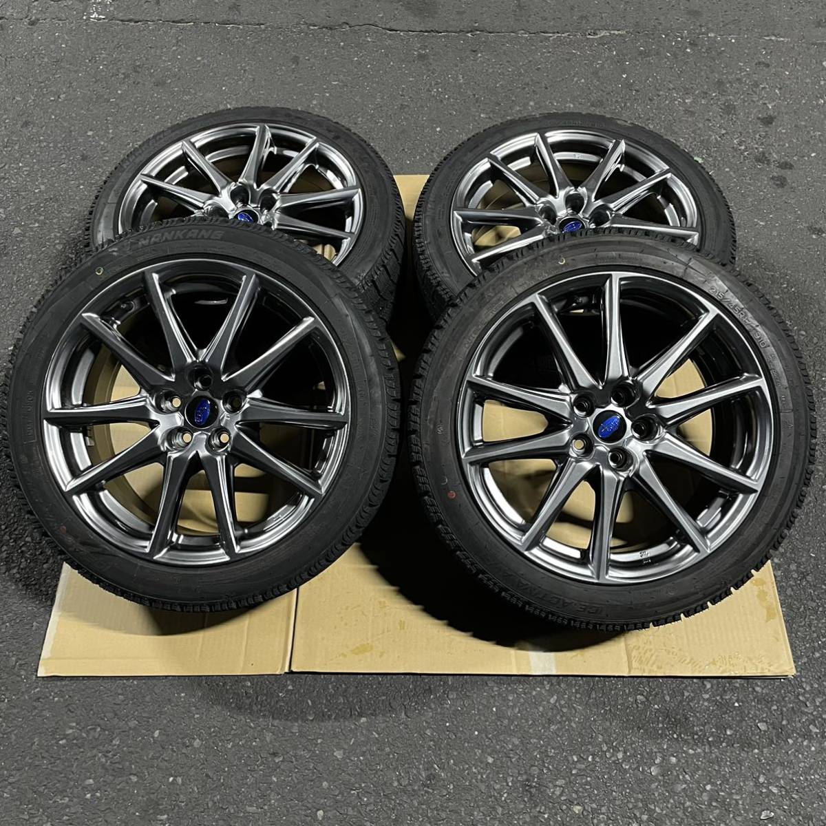 スタッドレスタイヤ 4本セット バリ溝 215/45R17 スバル BRZ zd8 純正