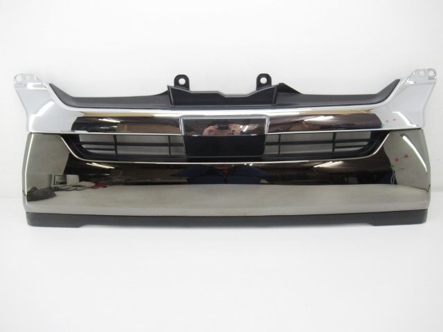 売り切り】 ハイエース 200系 標準ボディ 純正 フロントグリル 50周年  