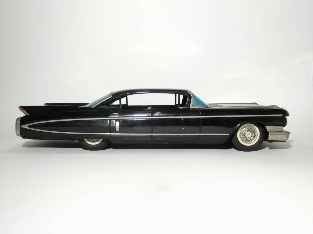 米澤製大型ブリキ自動車玩具『Cadillac キャデラック(黒)』1960年代