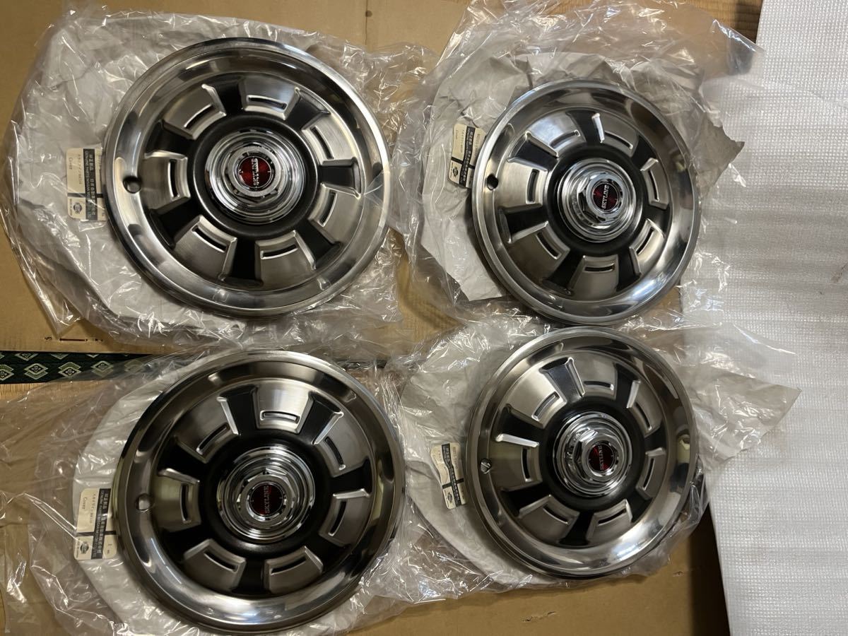 日産 スカイライン ケンメリ 純正 ホイールカバー kgc110 -gc110 旧車 