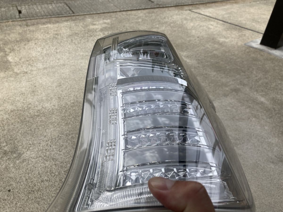 ステップワゴン スパーダ RK5 RK6 後期 純正 右 テールランプ ライト 【 STANLEY W0587 】_2