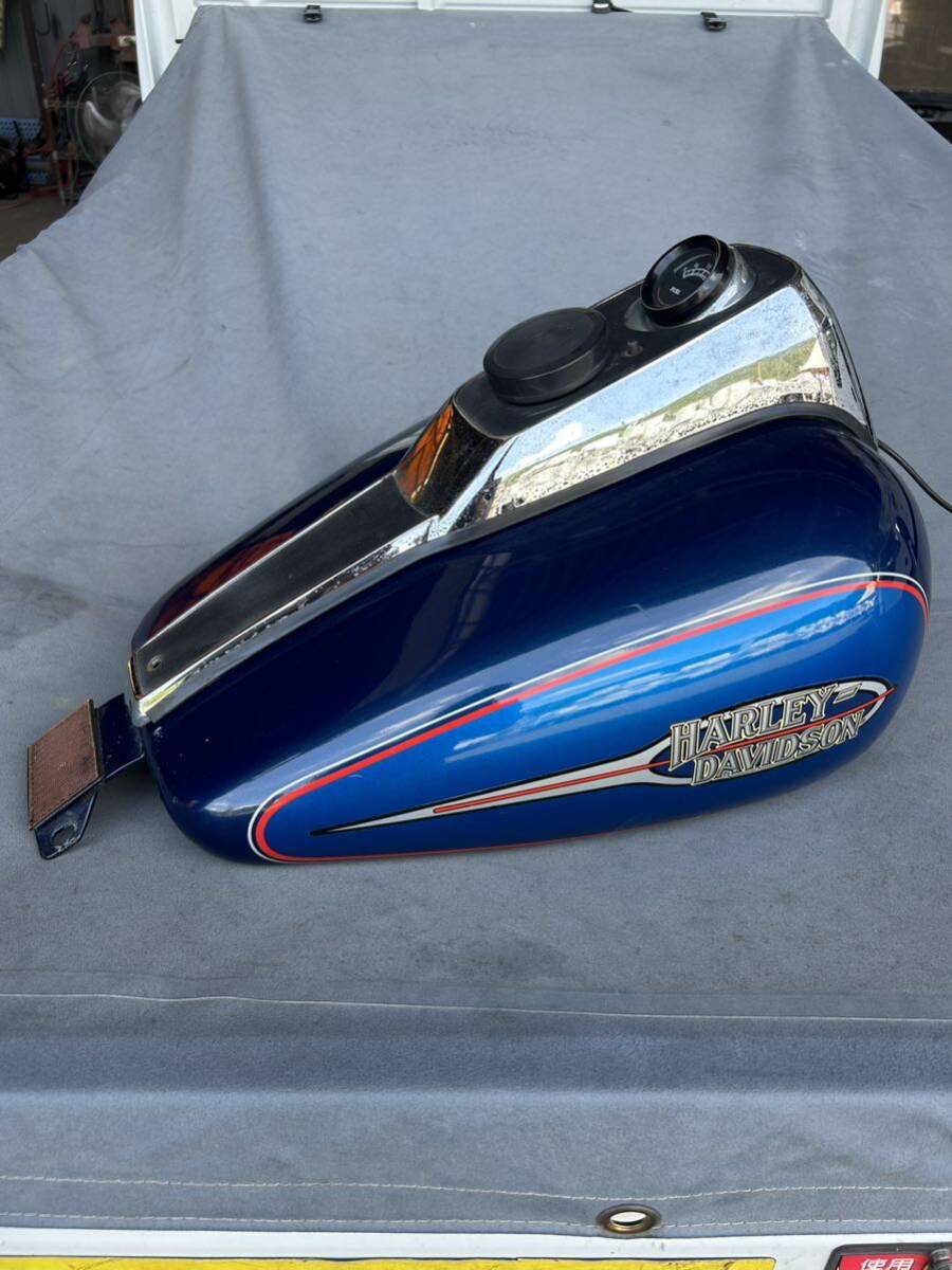 ハーレー　92年　FXR タンク　一式　希少　ビンテージ　オリジナル　純正_1