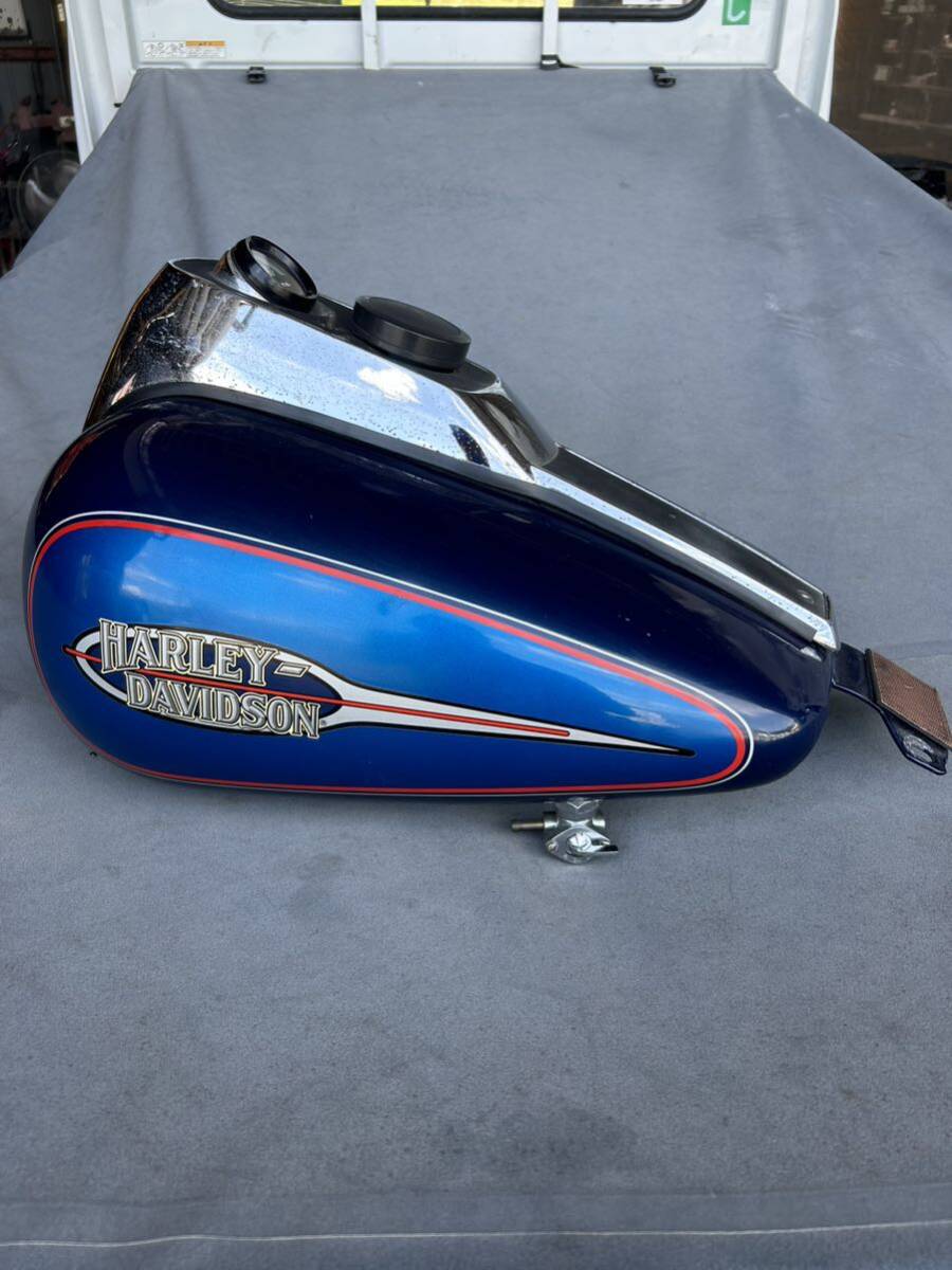 ハーレー　92年　FXR タンク　一式　希少　ビンテージ　オリジナル　純正_2