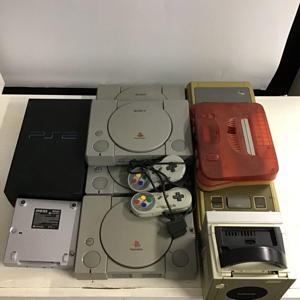 35【ジャンク】PlayStation 1-2 Nintendoスーパーファミコン 64 ゲーム
