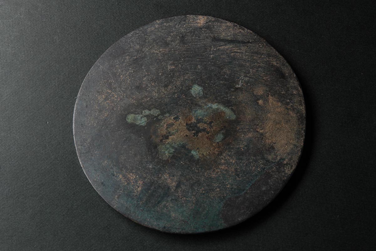 中国美術 古鏡 獣紋鏡 直径13.5cm(ZE404) ET956 中国美術 唐物 古鏡・四山字紋鏡 径9cm 重134g・古銅鏡・唐鏡