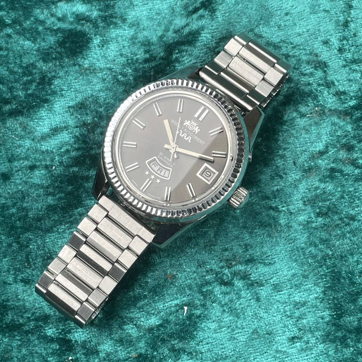 ビンテージ WEEKLY AUTO ORIENT AAA 30石 SWIMMER フルーテッドベゼル