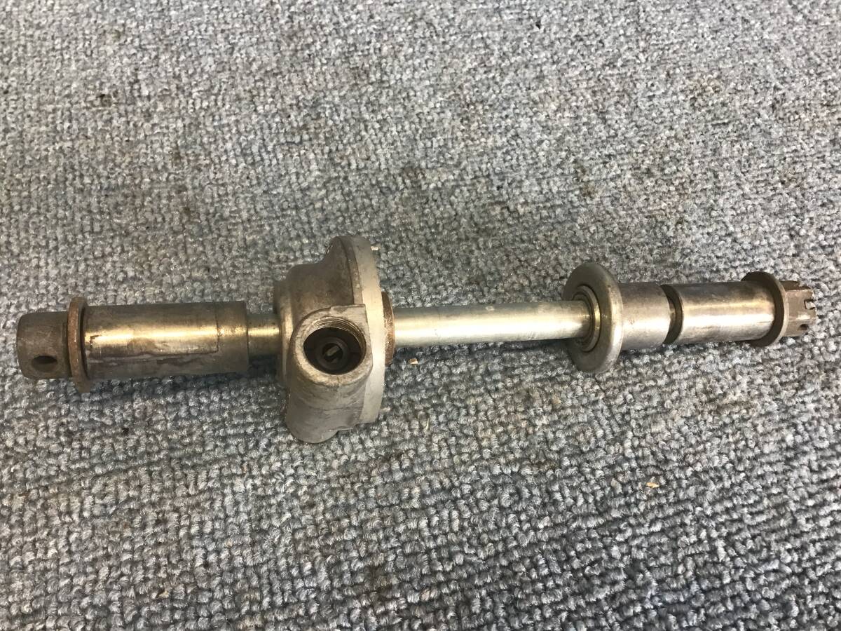 スズキ　GT125 フロントアクスルシャフト　メーターギア　実動車バラシ　動画付き　( 検、GT250 380 GS )_2