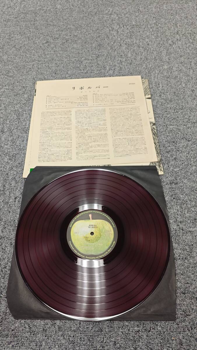 国内：赤盤/The Beatles - Revolver /LPレコード AP-8443/L0916065 こ
