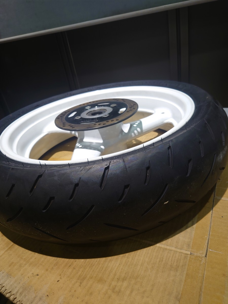 スズキ RGV 250 Γ VJ22A リアホイール 17インチ ガンマ(パーツ)｜売買