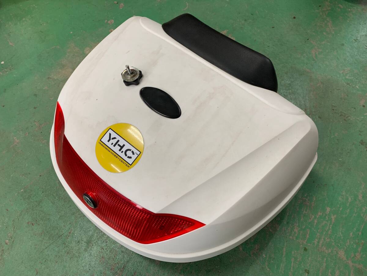 【1円スタート】オートバイ汎用 リアBOX リアキャリア メーカー不明品 荷物入れ キャリア バイク部品 現状品 中古品 引き取り可能_3