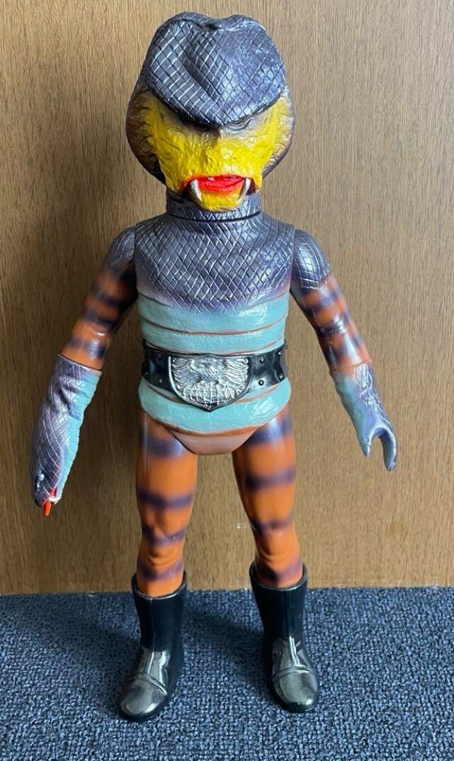 コブラ男 ソフビ キングサイズ 仮面ライダー メディコムトイ
