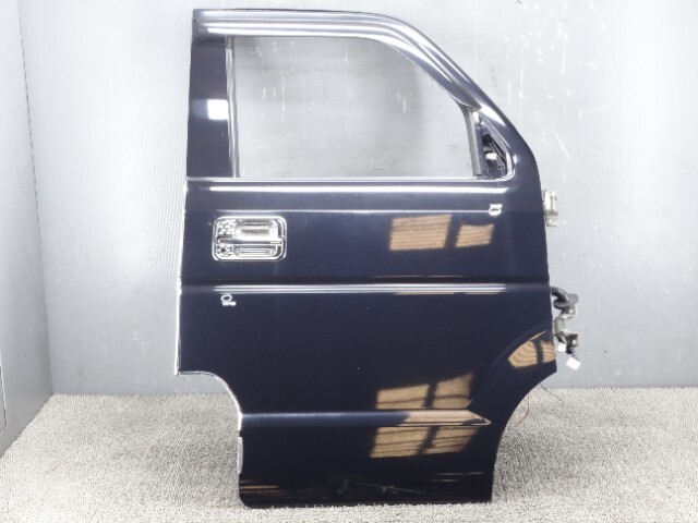 8402　スズキ エブリィ　DA64W　フロントドア右　ZJ3　（E3-3）