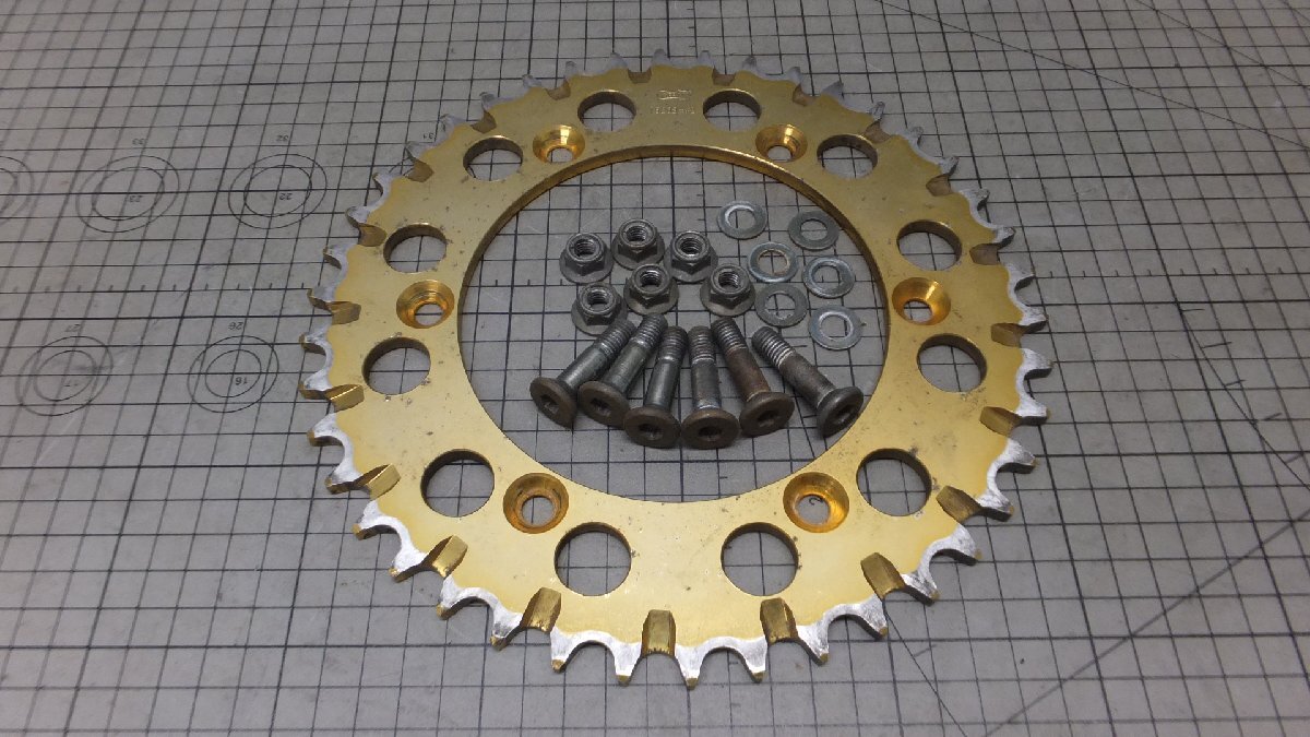 QC TS200R SH12A リアスプロケット ドリブン 社外 アルミ AFAM 15203-42 検 ハスラー Hustler TS125R 2st 2サイクル_1