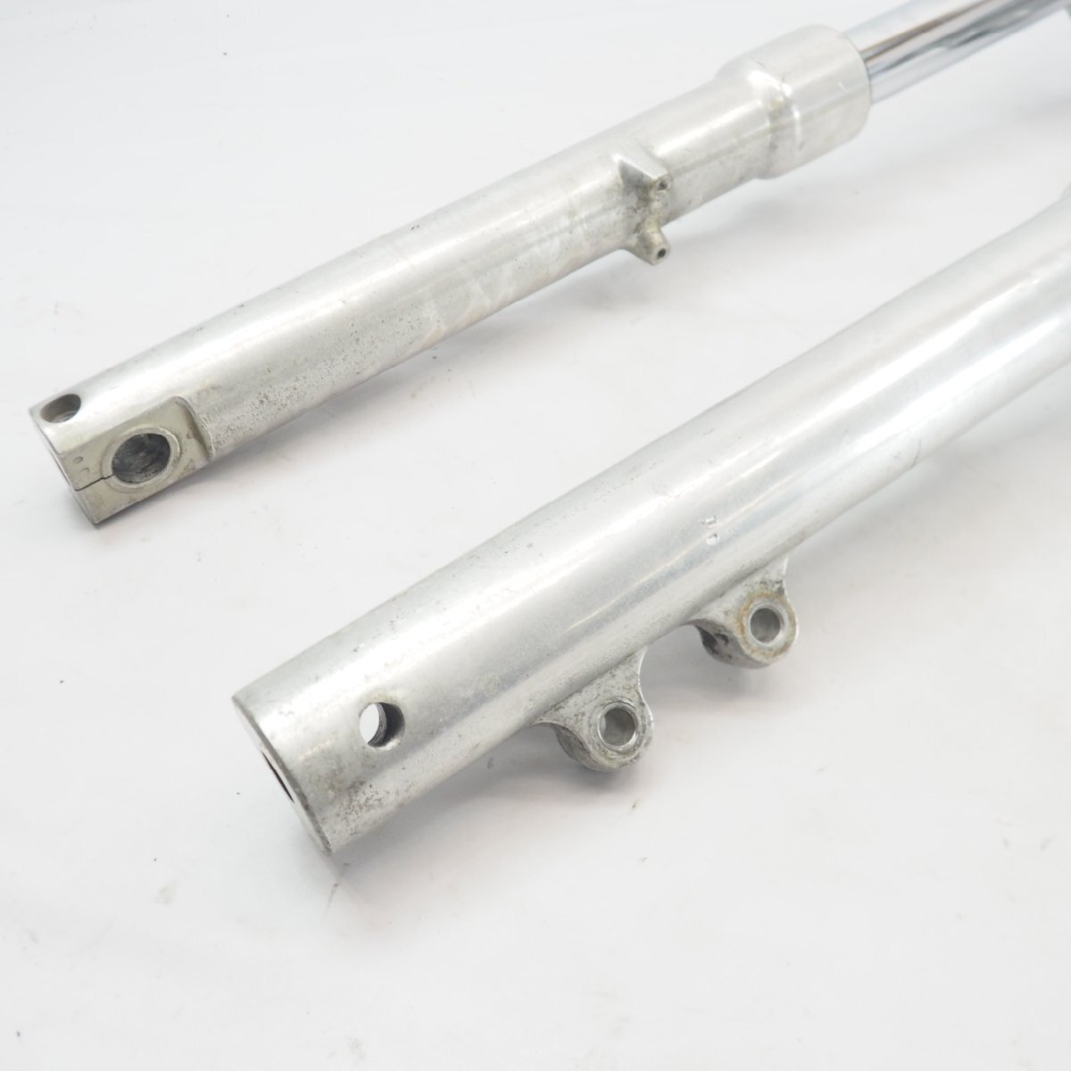 サベージ400 フロントフォーク ステム フォーク savage φ38mm 三又 ステアリング fork 650 | ウェビックガレージセール 中古バイクパーツ販売専門店アイラブモーターサベージ400(87 ☆トリプルツリーのススメ☆ サベージ400☆NK41B☆ステアリング サベージのフロントフォークを長くする！