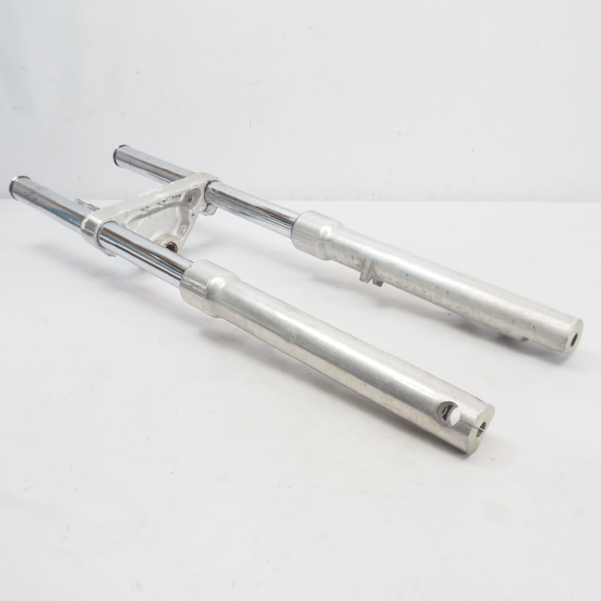 サベージ400 フロントフォーク ステム フォーク savage φ38mm 三又 ステアリング fork 650 | ウェビックガレージセール 中古バイクパーツ販売専門店アイラブモーターサベージ400(87 ☆トリプルツリーのススメ☆ サベージ400☆NK41B☆ステアリング サベージのフロントフォークを長くする！