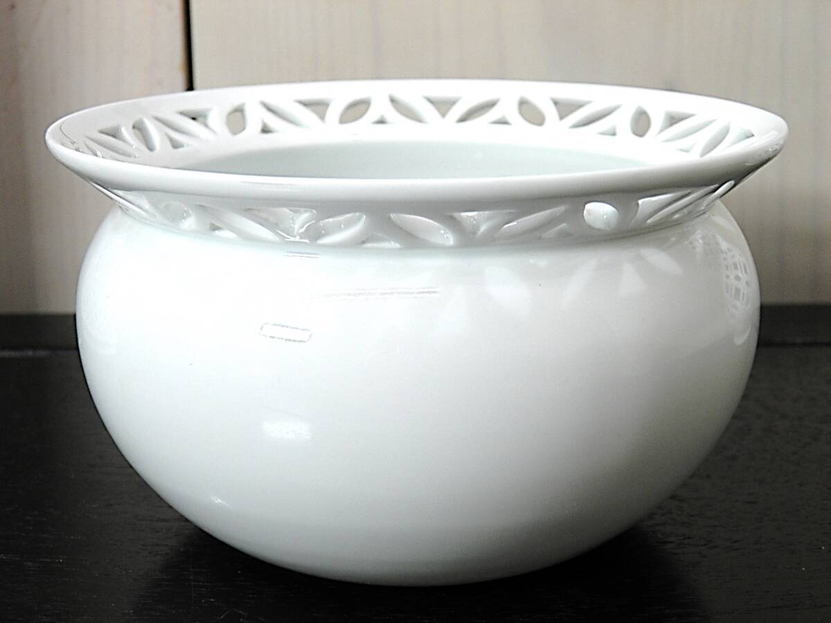 茶道具☆台子点前☆長板点前】横石嘉助 造◇平戸白磁 七宝透 皆具◇水