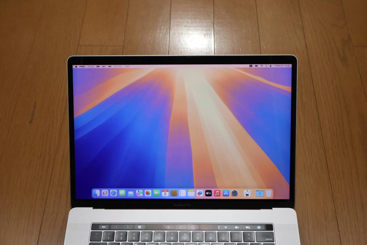 MacBookProRetina 2018 15インチ /Corei7 2.2 6コア/16GB/256GB SSD/OS