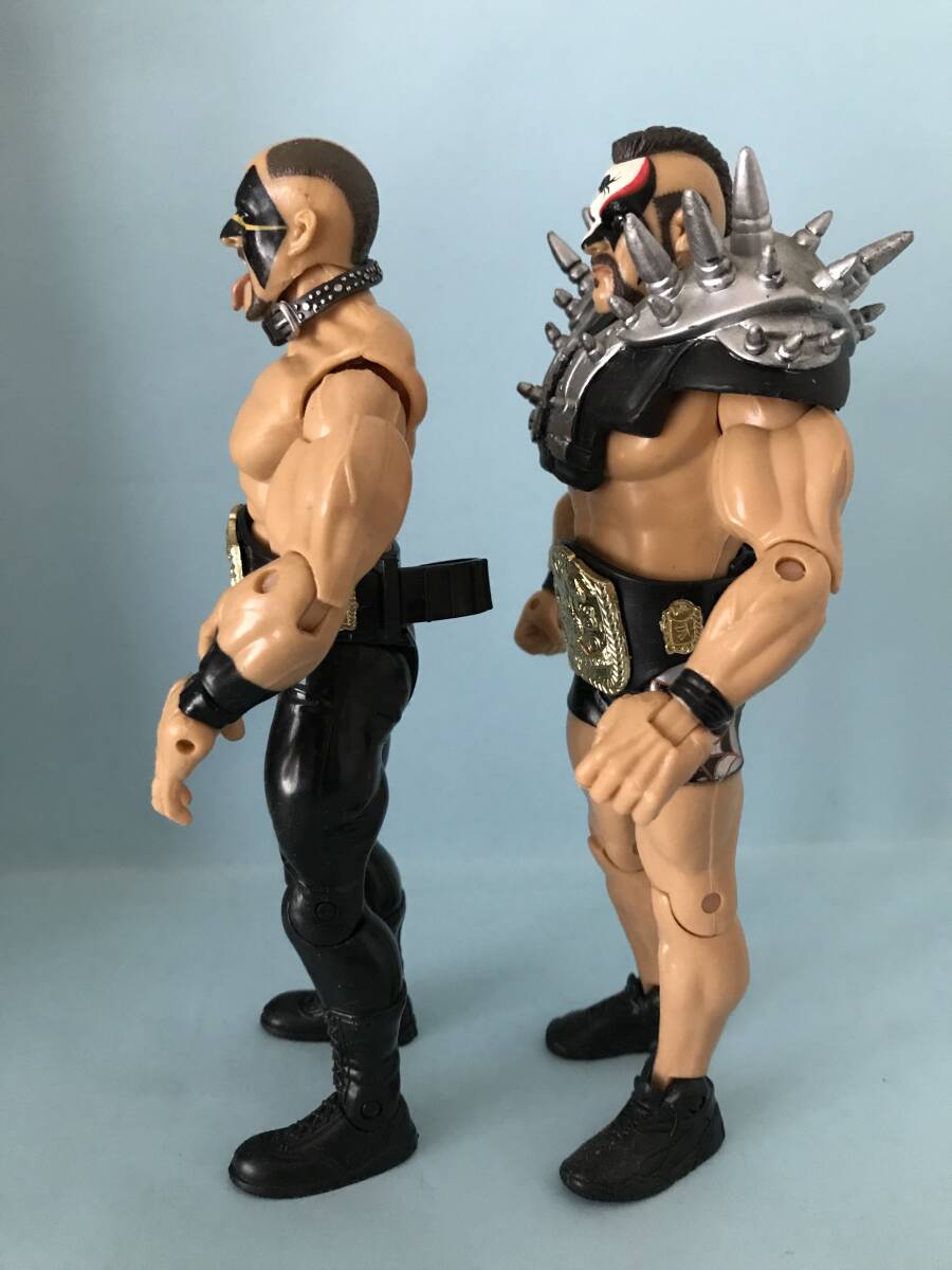 WWEフィギュアホークandアニマルリージョンオブドゥーム HAWK ANIMAL