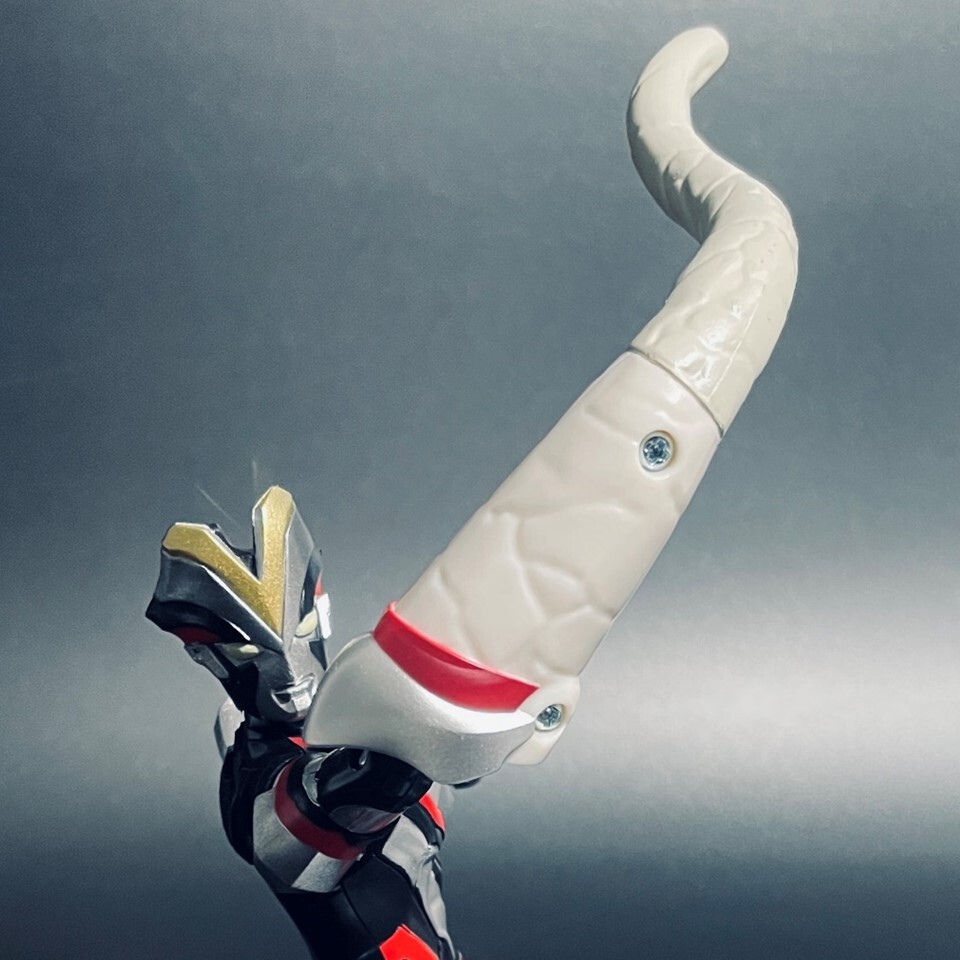BANDAIウルトラチェンジシリーズ ウルトラマンビクトリー | バンダイ