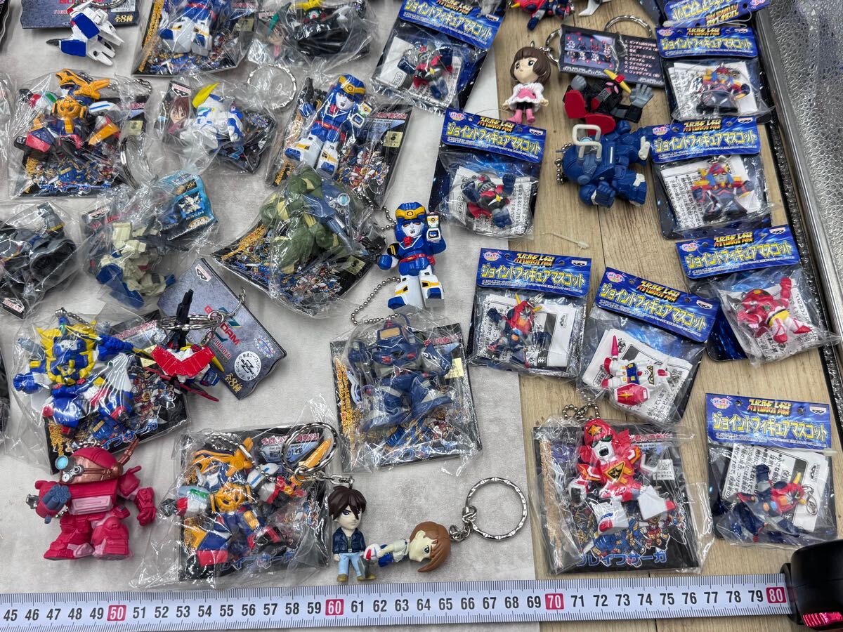 4 大量 セット まとめ売り フィギュアキーホルダー ガンダム スーパー 