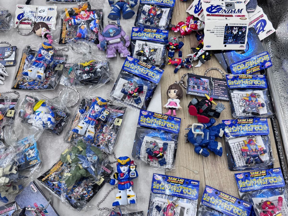 4 大量 セット まとめ売り フィギュアキーホルダー ガンダム スーパー 