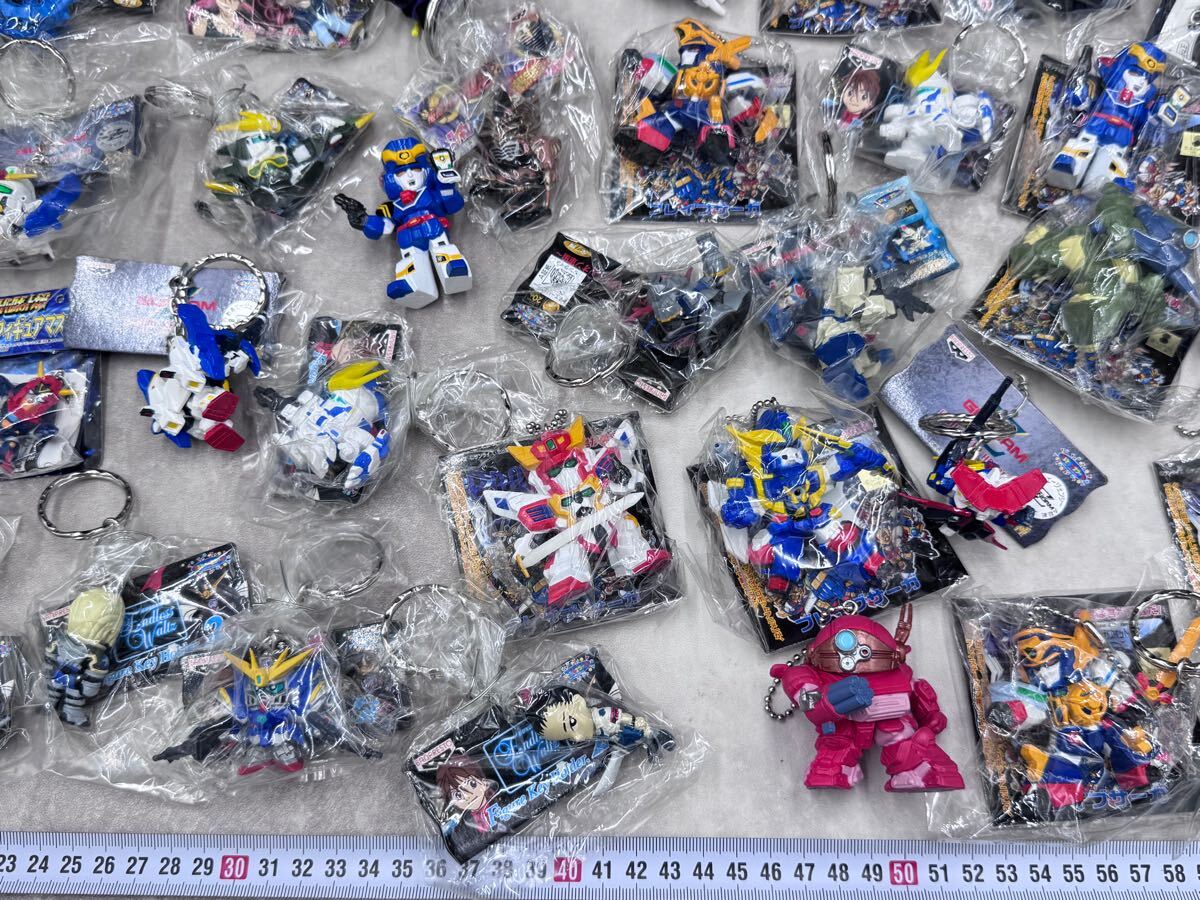 4 大量 セット まとめ売り フィギュアキーホルダー ガンダム スーパー 