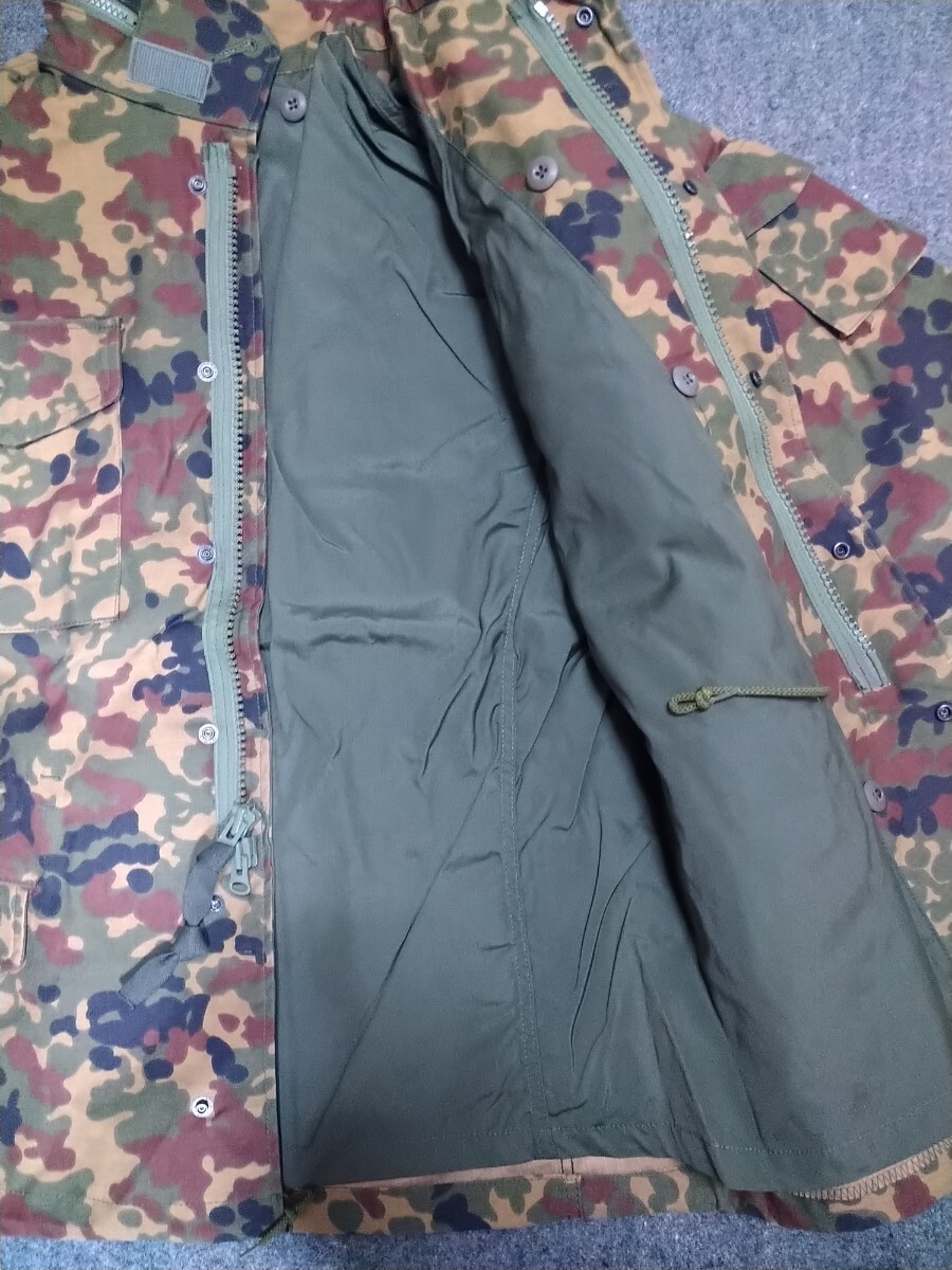 ラスト1品！希少サイズ Sサイズ 陸上自衛隊 2型迷彩（秋冬 茶系）M-65