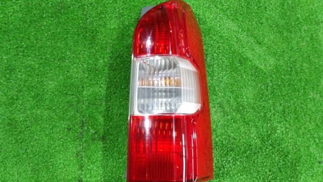 プロボックス DBE-NCP160V 右テールランプ DXコンフォート 209