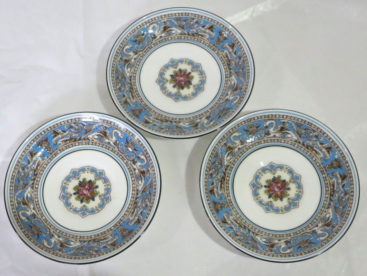 1000円スタート 食器 計23点 WEDGWOOD ウェッジウッド フロレンティーン ターコイズ カップ&ソーサー/プレート/ティーポット 他 □H60041 1000円スタート WEDGWOOD 食器 他 カップ&amp;ソーサー&frasl;プレート&frasl;ティーポット イエロー