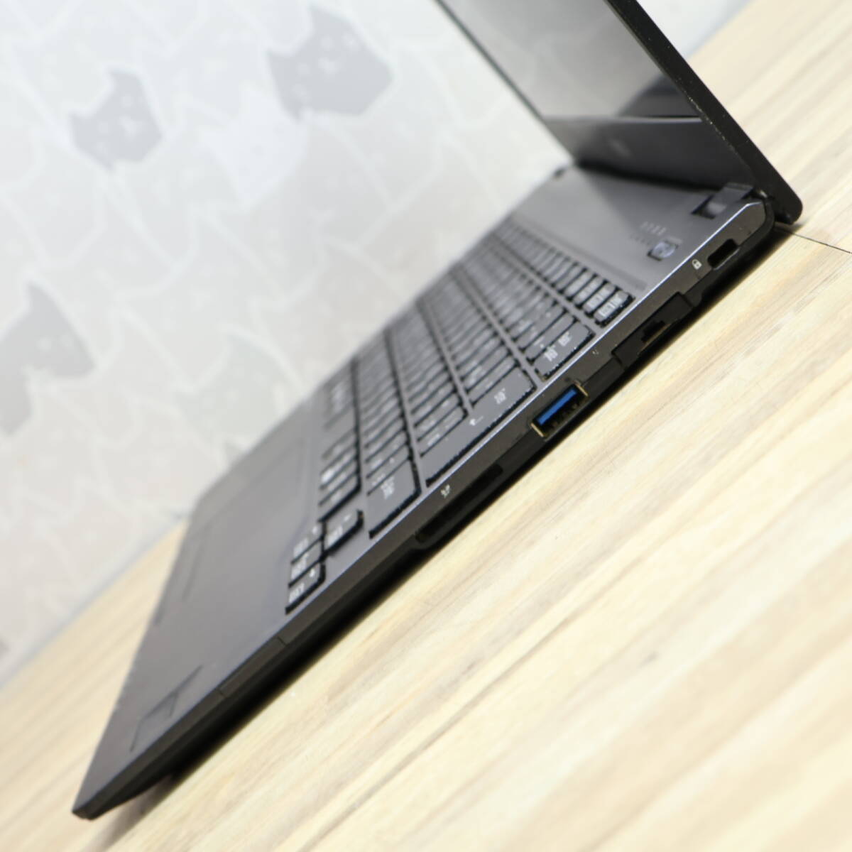 S207 HPノートパソコンSSDメモリ8G第7世代Windows11オフィス付 ☆完動