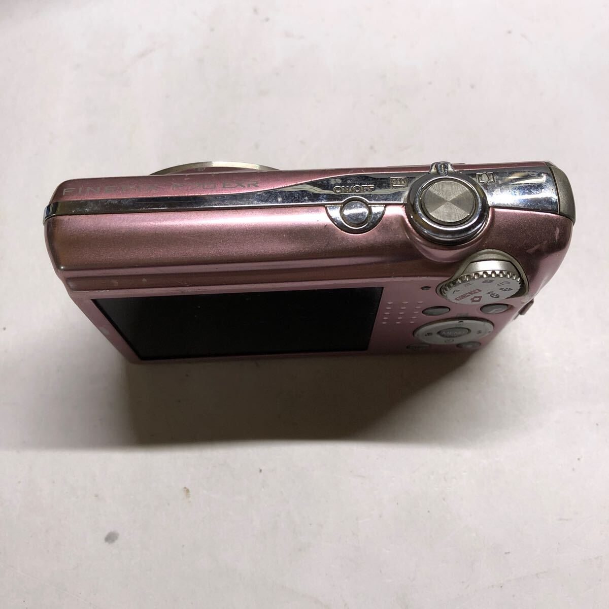 人気定番，定番 FUJIFILM FINEPIX F70EXR デジタルカメラ /4(富士フイルム)｜売買されたオークション情報、yahooの商品情報をアーカイブ公開 - オークファン 富士フイルム