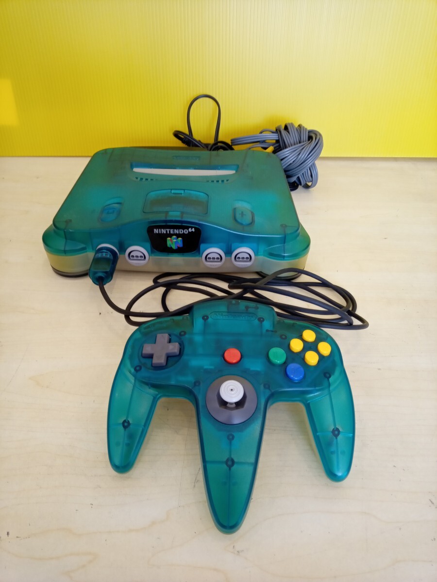 ◎B○113 ニンテンドー 64 クリアブルー 通電確認済み Nintendo
