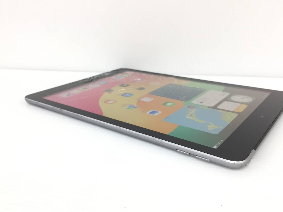 〇 au iPad 第6世代 Wi-Fi＋Cellularモデル 32GB A1954(MR6N2J/A) スペースグレイ 〇判定 動作品 ※難あり_4