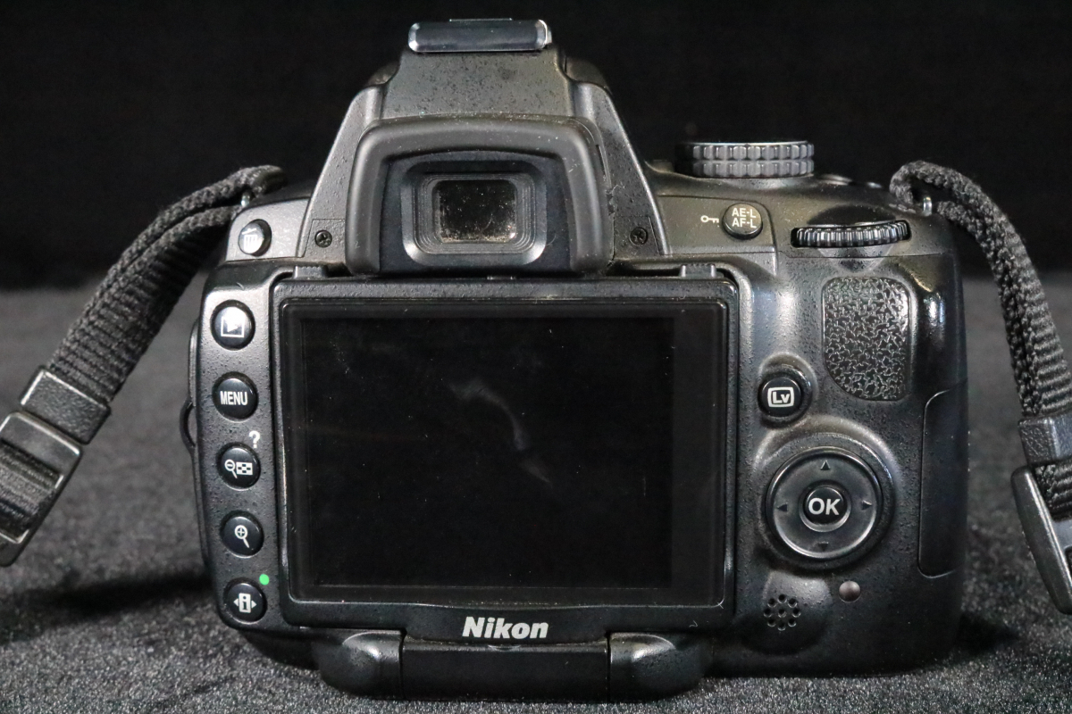 Nikon ニコン D5000 NIKKOR 18-55mm 1:3.5-5.6G デジタル一眼レフ 