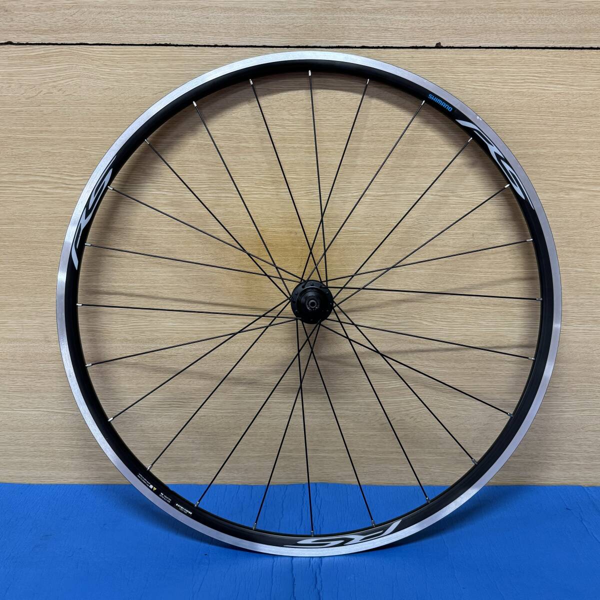 アウトレットの人気商品 SHIMANO シマノ ホイール WH-RS100 