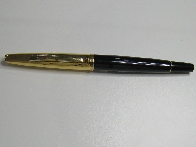 ★1円スタート パイロット PILOT ツイスト式 万年筆 黒 ゴールド 筆記未確認【中古】｛BH2448｝ パイロット PILOT 万年筆 アンティーク コレクション 1000円スタート