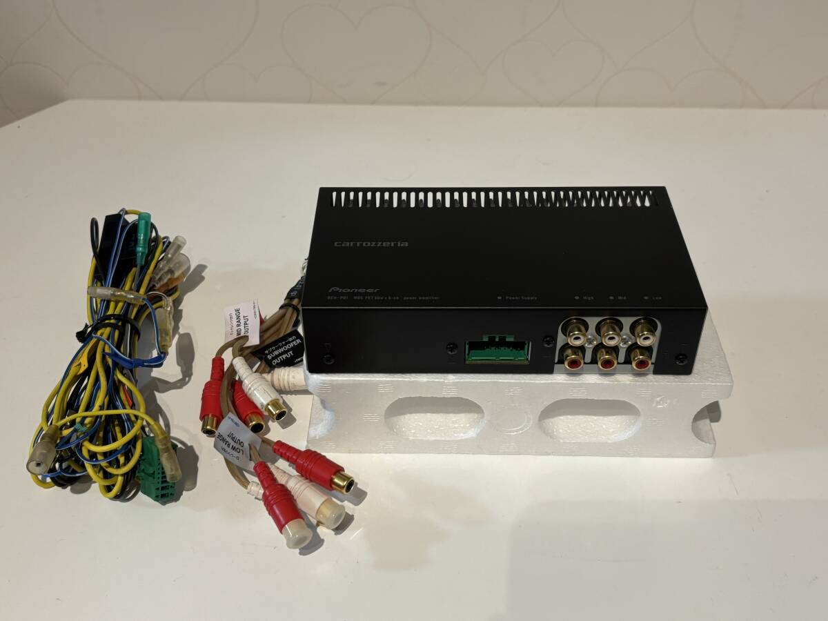 カロッツェリア DEH-P01 Pioneer carrozzeria 付属別体6chパワーアンプ 送料無料 オーディオ アンプ パイオニア DEH-P01 Pioneer カロッツェリア Player Used アンプ別体CD