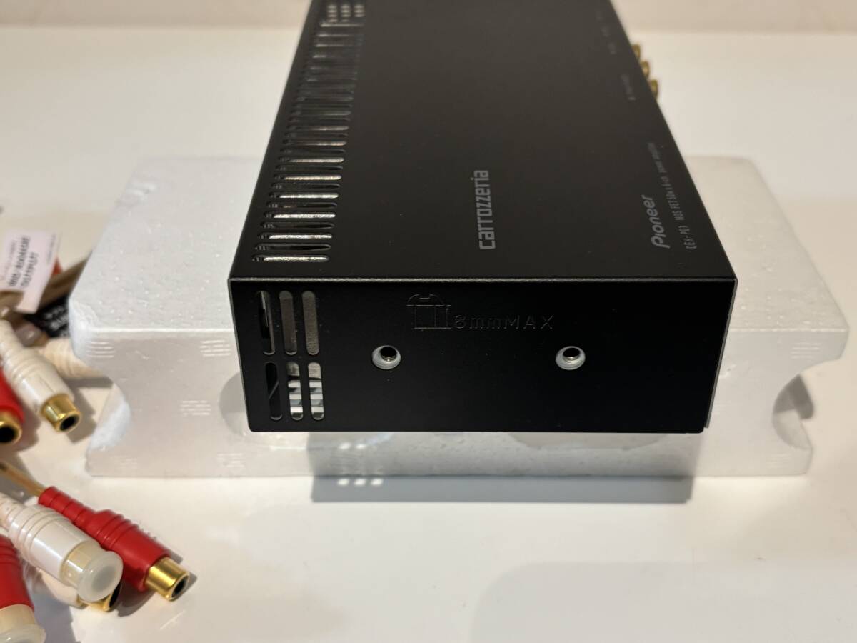 カロッツェリア DEH-P01 Pioneer carrozzeria 付属別体6chパワーアンプ 送料無料 オーディオ アンプ パイオニア DEH-P01 Pioneer カロッツェリア Player Used アンプ別体CD
