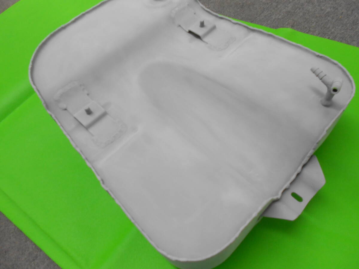 富士重工　ラビットスクーター　S301　燃料タンク　後ろ1本止め_5