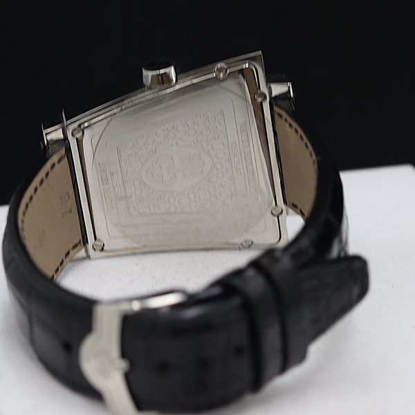 1円 保/箱付 稼働 新品同様 コルム トラピーズ 106.406.47 ダイヤベゼル 黒文字盤 スモセコ QZ メンズ腕時計 NSY 0016500 2JWT_4