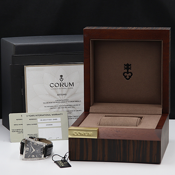 1円 保/箱付 稼働 新品同様 コルム トラピーズ 106.406.47 ダイヤベゼル 黒文字盤 スモセコ QZ メンズ腕時計 NSY 0016500 2JWT_5