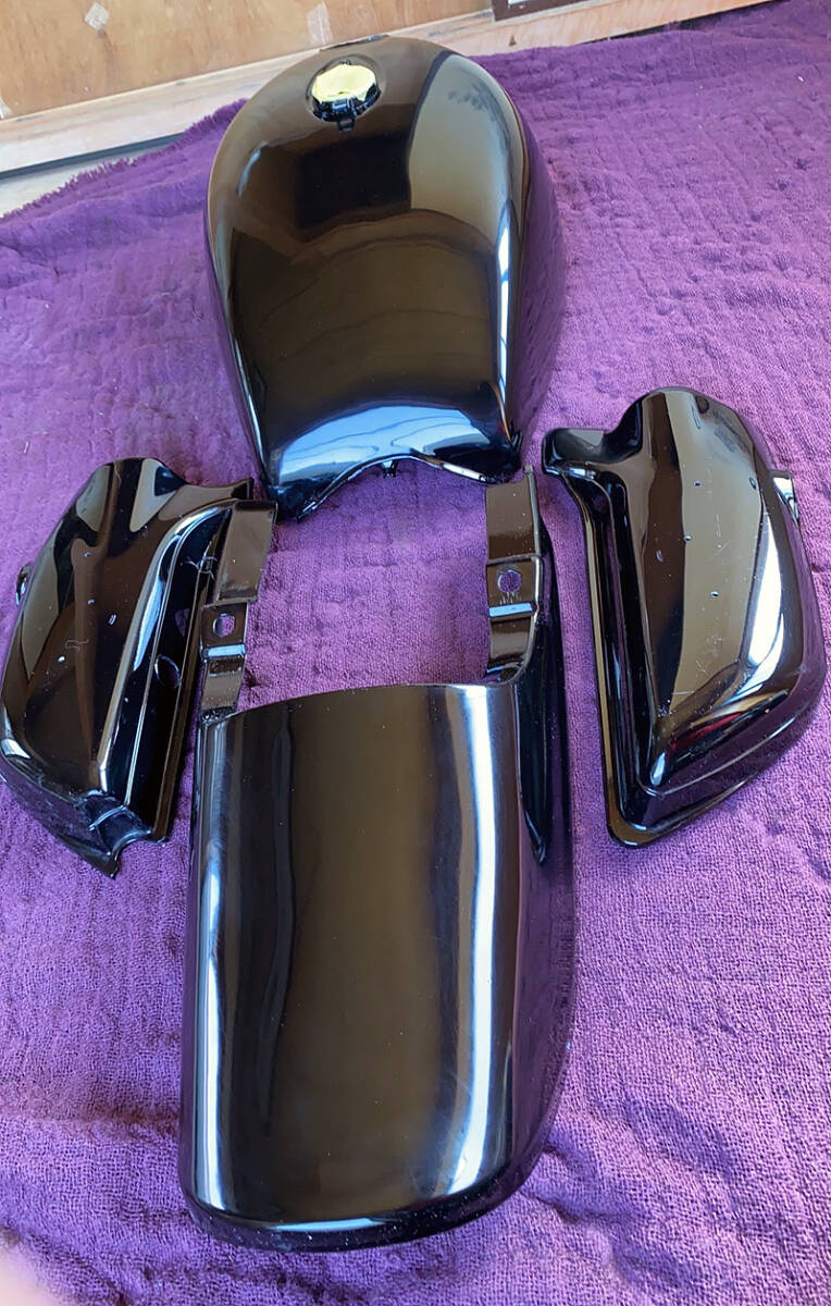 Z1 Z2 純正 内プレスタンク＆リプロサイドカバー テールカウル ソリッドブラック 外装4点セット 黒まめ スムージング岩城滉一仕様_6