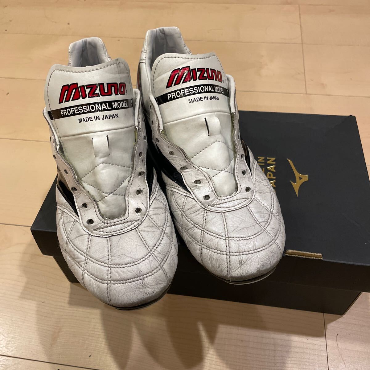 MIZUNO モレリア2 26.0_1