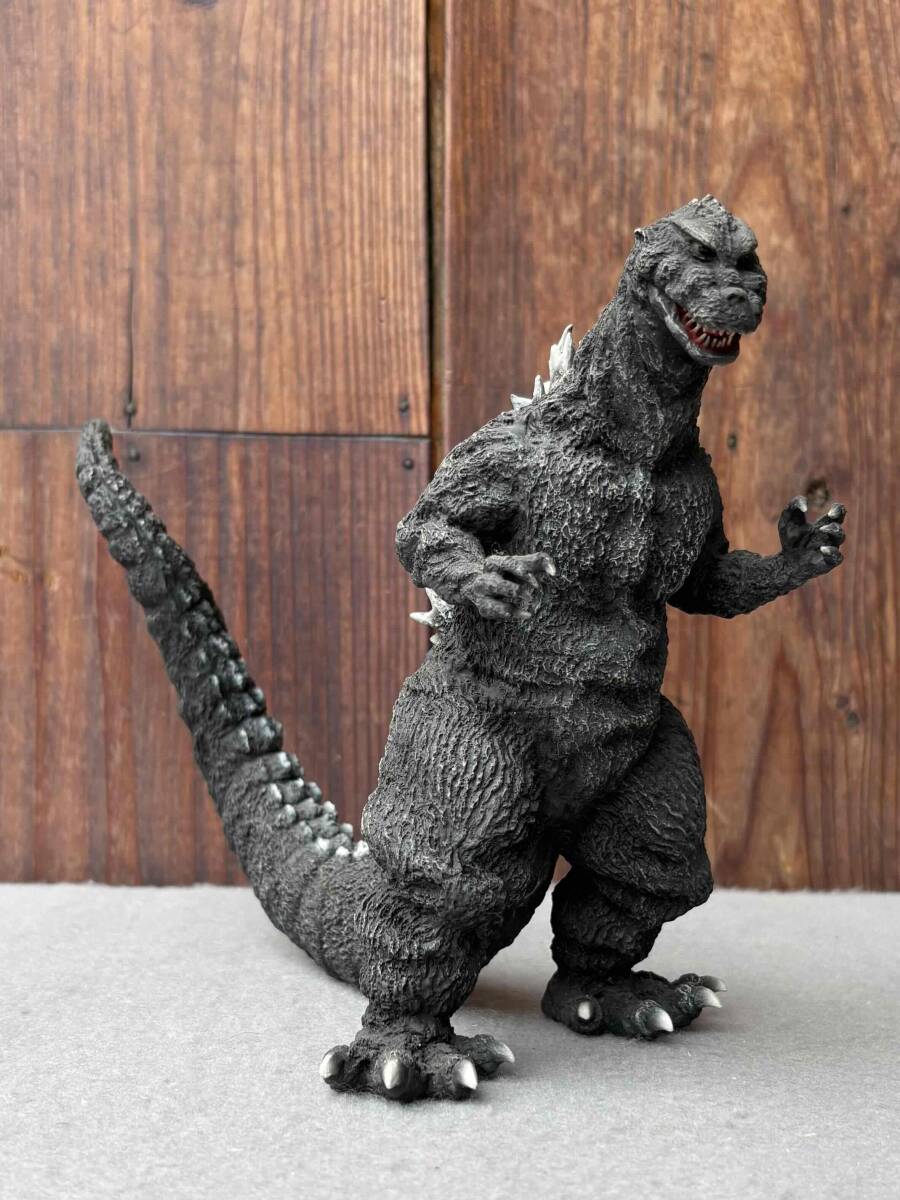 ゴジラの逆襲 ゴジラ1955 ソフビキット完成品(ゴジラ)｜売買された