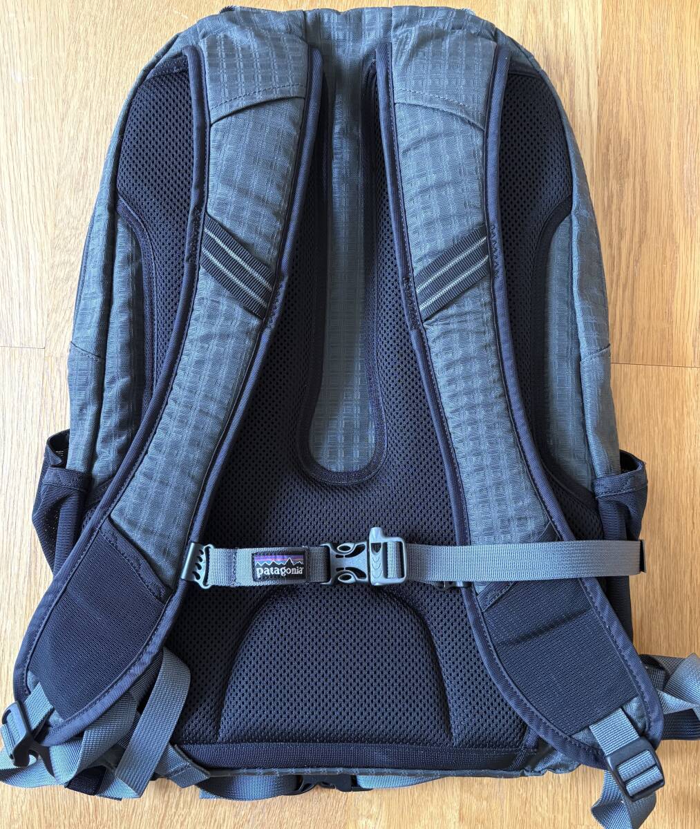パタゴニア patagonia ライトワイヤーバックパック(パタゴニア)｜売買